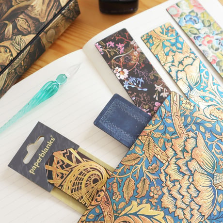 《paperblanks》しおり