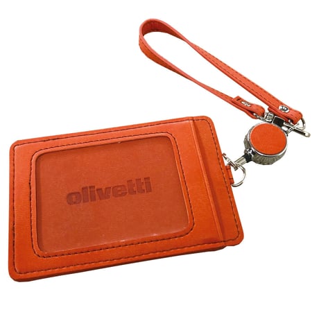 olivetti　パスケースリール付き