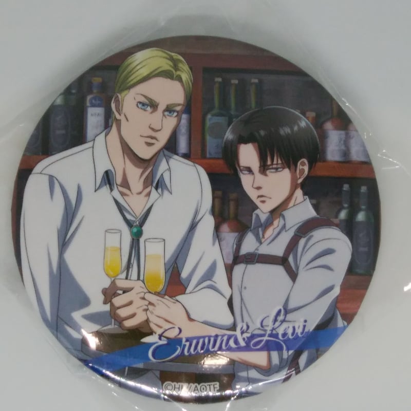 進撃の巨人エルヴィン＆リヴァイ缶バッジ | K-BOOKS 池袋 2次元グッズ通販