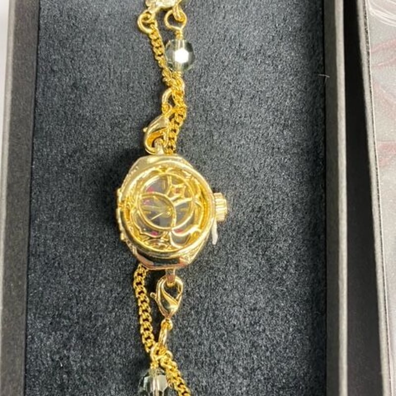 super groupies　少女革命ウテナ　ブレスレットウォッチ　腕時計 少女革命ウテナ』より腕時計&ストール&ブローチが登場! 少女革命