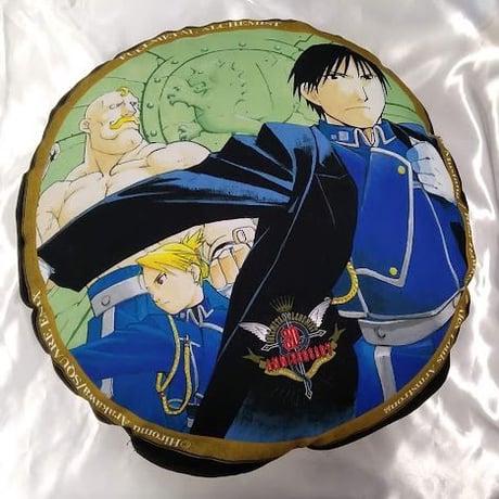 鋼の錬金術師　　クッション　ロイ・リザルームver