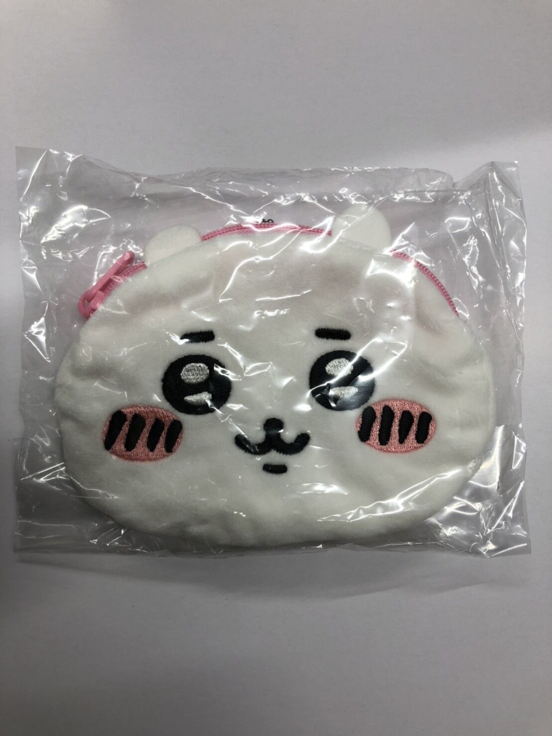 ちいかわ』 ちいかわ おかおポーチ | K-BOOKS 池袋 2次元グッズ通販