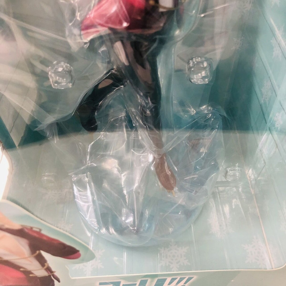 ユーリ!!! on ICE ヴィクトル・ニキフォロフ 1/8 塗装済み完成品