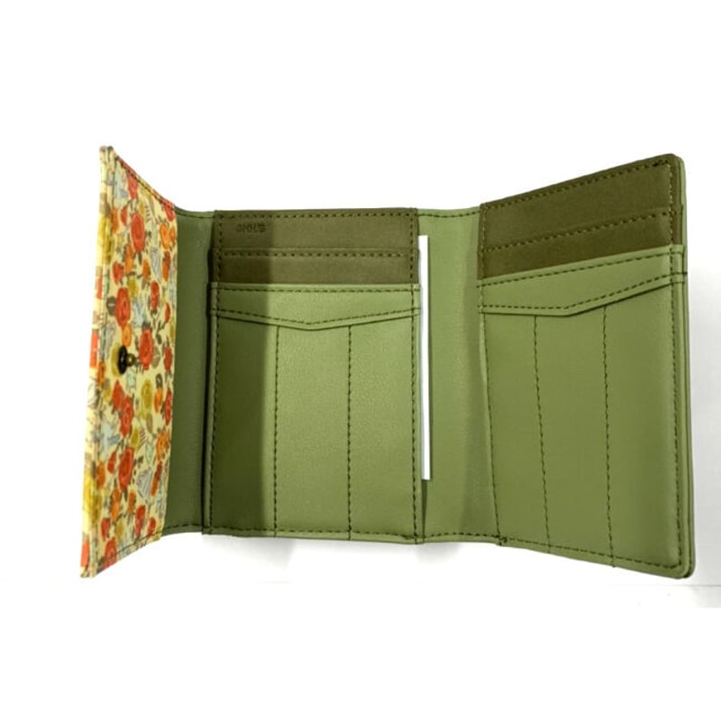 ヘタリア財布 ヘタリア World☆Stars』より、8人をイメージしたバッグ&財布が登場