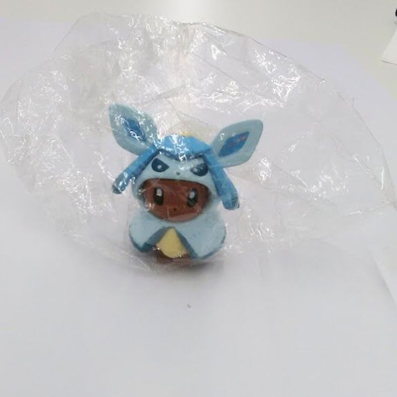 グレイシア ポンチョ 未開封 ポンチョを着たイーブイ グレイシア 143