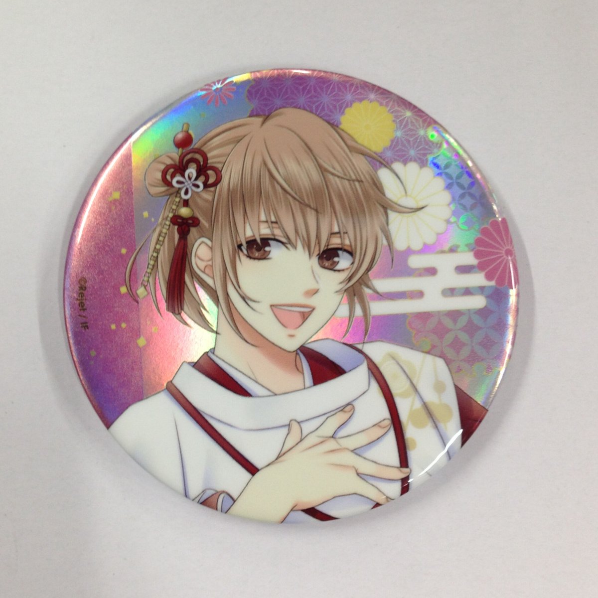 ピタゴラスプロダクション 仲真テルマ 缶バッジ ホロ | K-BOOKS 池袋