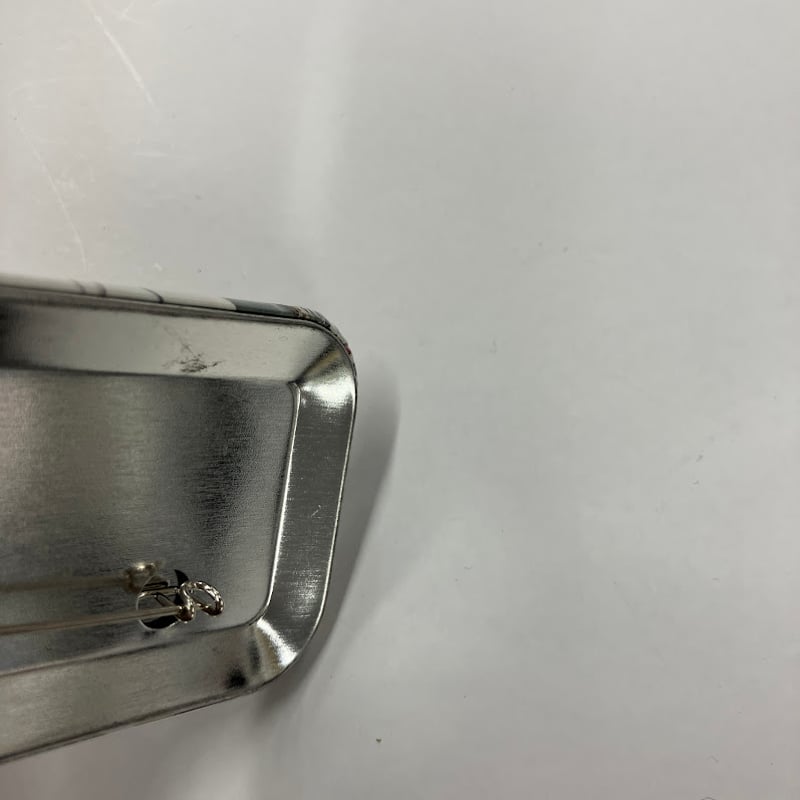 キズ有・裏サビ有・シミ有】ピオフィオーレの晩鐘 ニコラ 缶バッジ | K