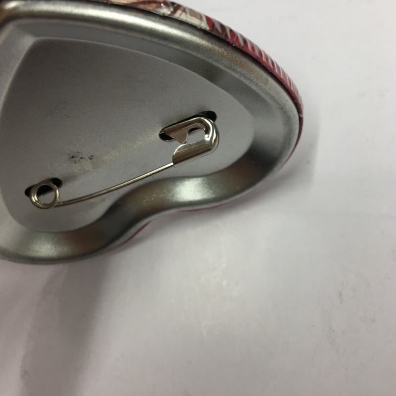 イタミ有・裏サビ有】Collar×Malice 榎本峰雄 缶バッジ | K-BOOKS 池袋