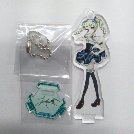 アイカツ　10th アクリルキーホルダースタンド　星宮いちご　藤堂ユリカ アイカツ！ 10th STORY ～未来へのSTARWAY～ アクリルスタンド