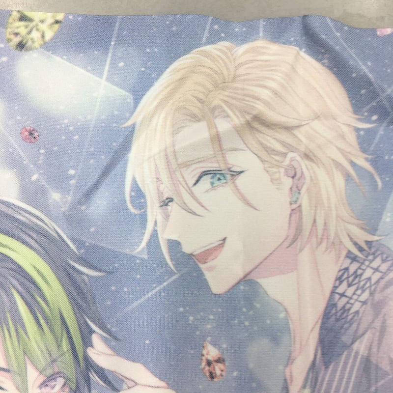 全体的シワ有】キューピット・パラサイト 布ポスター | K-BOOKS