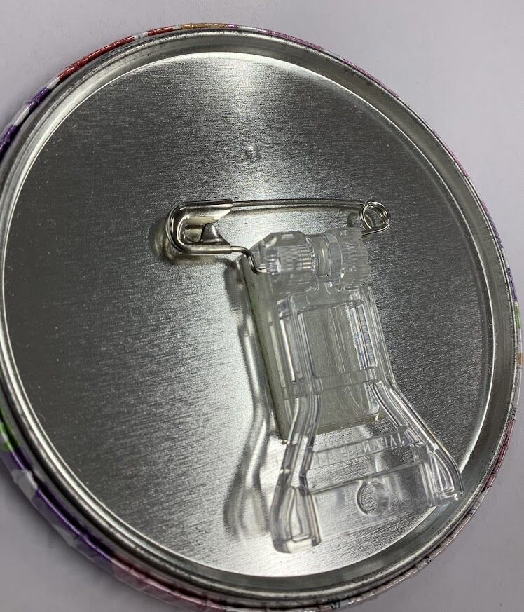 最安値⭐︎ ヤリチンビッチ部 百合 3way缶バッジ おげれつたなか ヤリチン☆ビッチ部』POP UP STORE in TSUTAYA | AMNIBUS