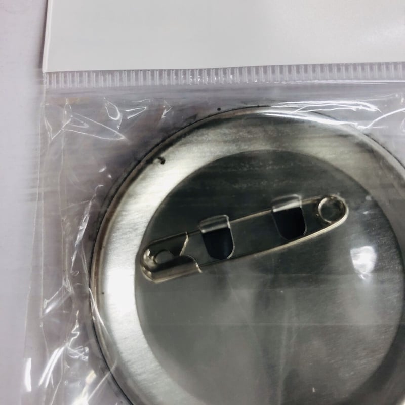 裏面に若干サビ有】忍たま乱太郎 土井半助 アニカプ 缶バッジ 半纏 | K