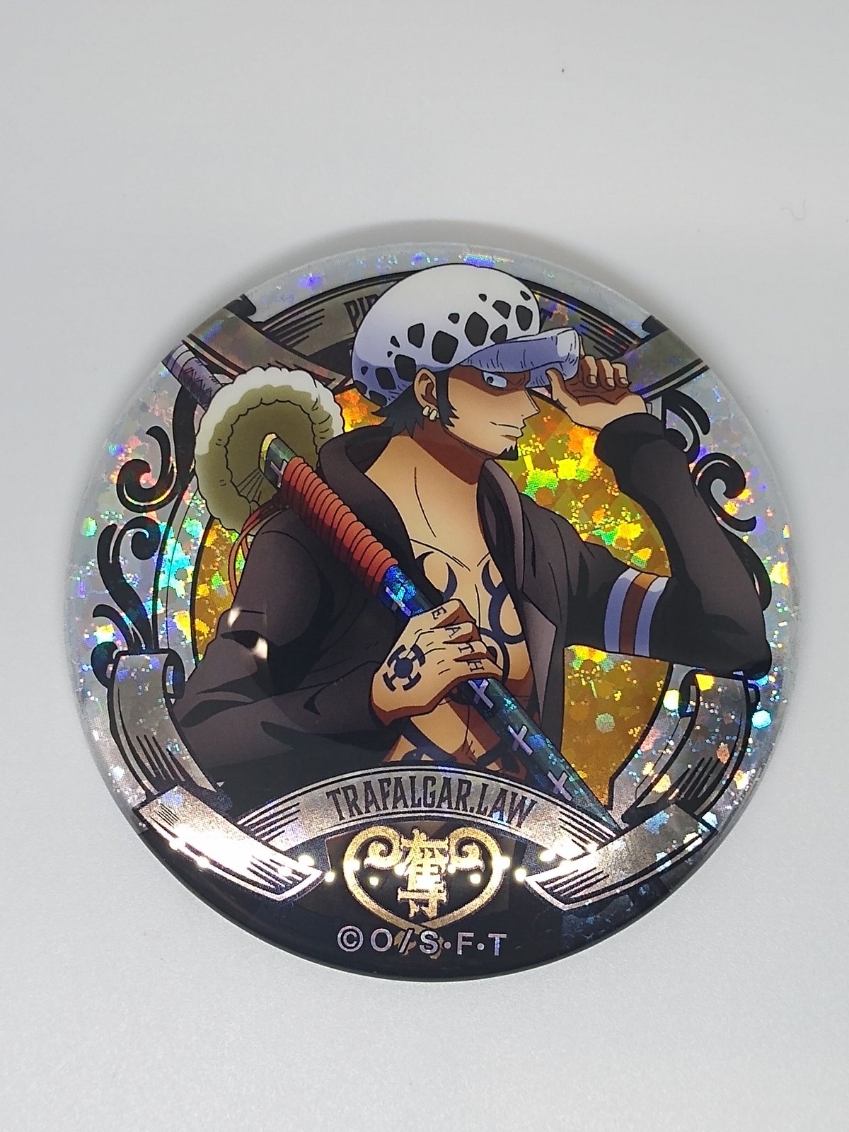 ONE PIECE トラファルガー・ロー 輩缶バッジ 第21弾SHINE | K-BOOKS...