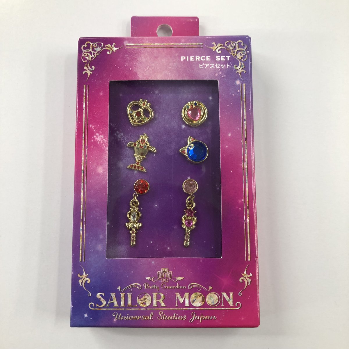 セーラームーン』 USJ ピアスセット | K-BOOKS 池袋 2次元グッズ通販