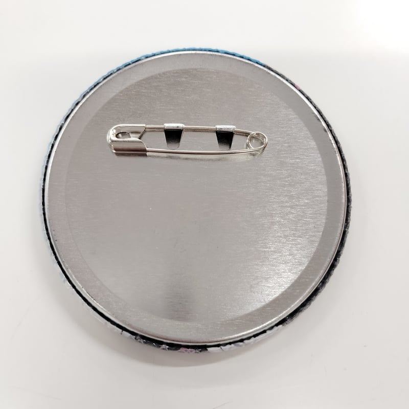 裏サビ有】ディアヴォーカリスト レオード 缶バッジ ホロ | K-BOOKS