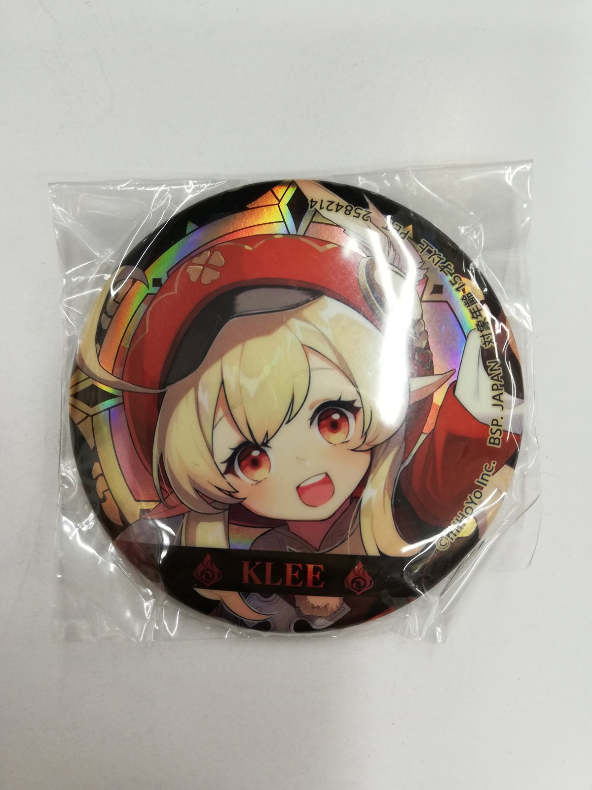 原神　ホログラム缶バッジ　クレー fit=scale-down,w=1200