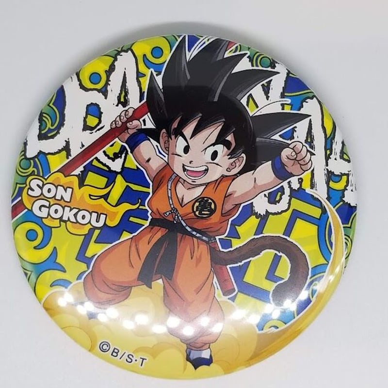 ドラゴンボール 孫悟空 ドでか缶バッジ | K-BOOKS 池袋 2次元グッズ通販