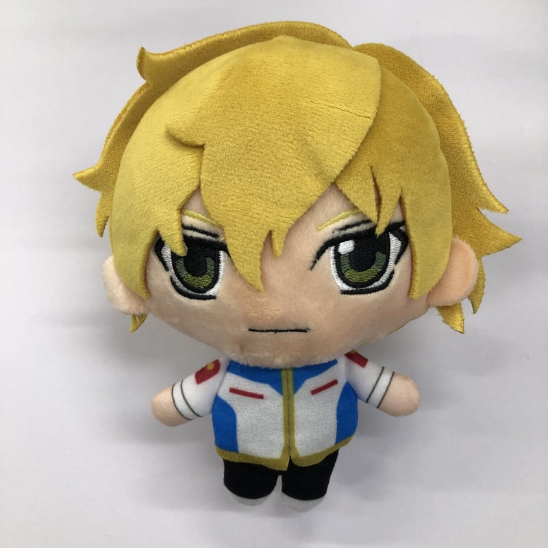ガンダム00 グラハム ぬいぐるみ バッジ ガンダムカフェ 機動戦士ガンダムOO』グラハム GUNDAM Café TOKYO 制服Ver. ぬいぐる