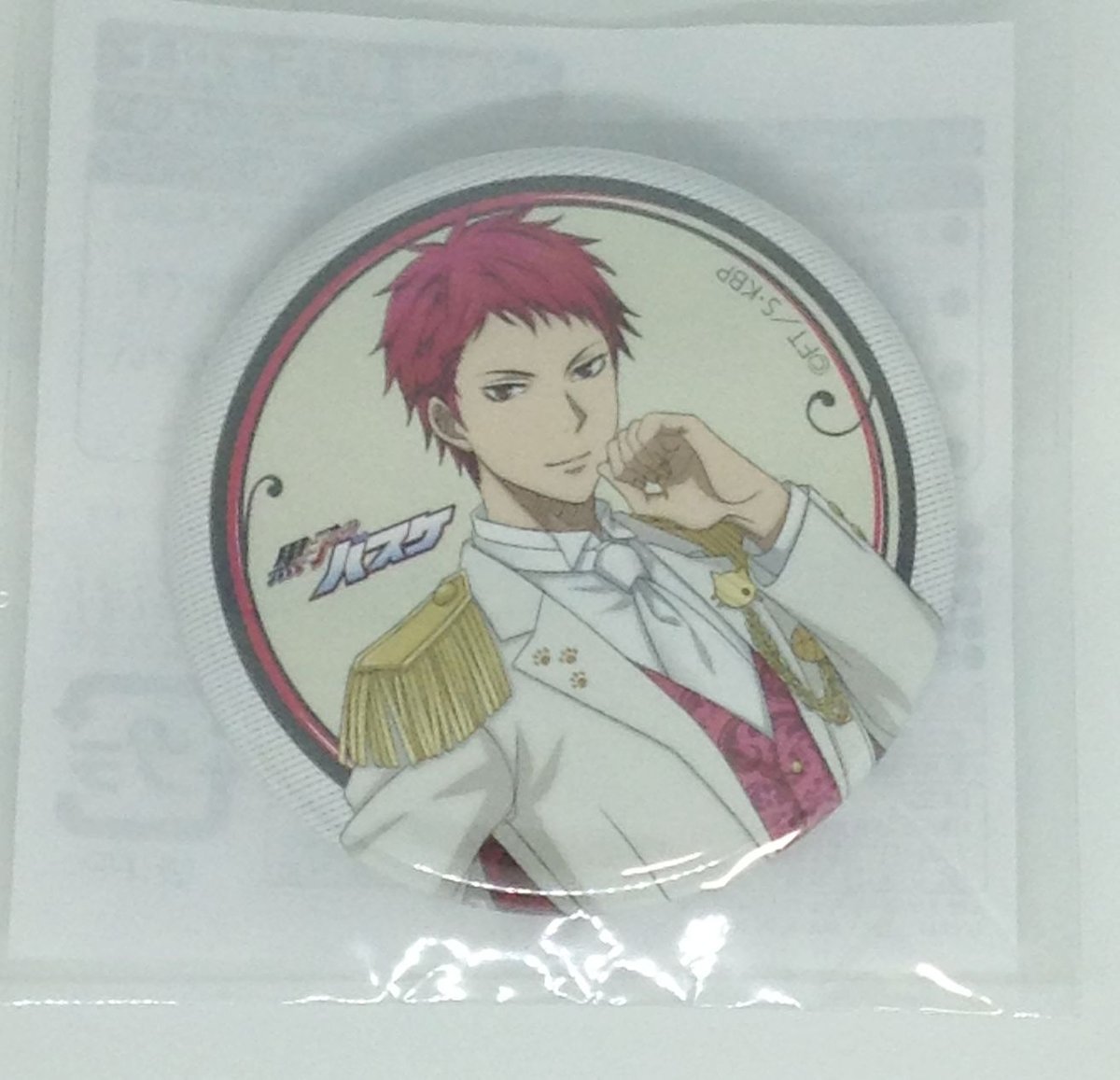 黒子のバスケ 赤司征十郎 ホワイトスーツ アニバーサリーパーティー 缶バッジ 黒子のバスケ赤司 征十郎44mm缶バッジ（ホワイトスーツ）賞 | K-BOOKS