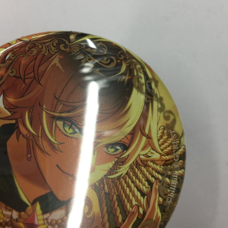 イタミ有】夢職人と忘れじの黒い妖精 ベルベット 缶バッジ | K-BOOKS 