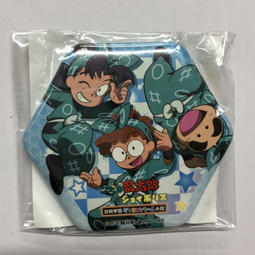 忍たま乱太郎 乱太郎 きり丸 しんべヱ 六角缶バッジ 一の段 | K-BOOKS