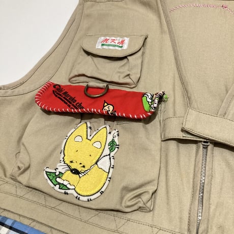 MKM ORIGINAL custom vest【キャミワンピ女性の視線の先】
