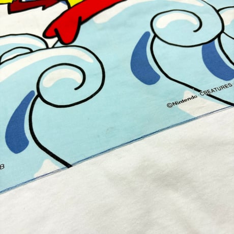 MKM ORIGINAL ハンカTシャツ【なみのりピカチュウ】