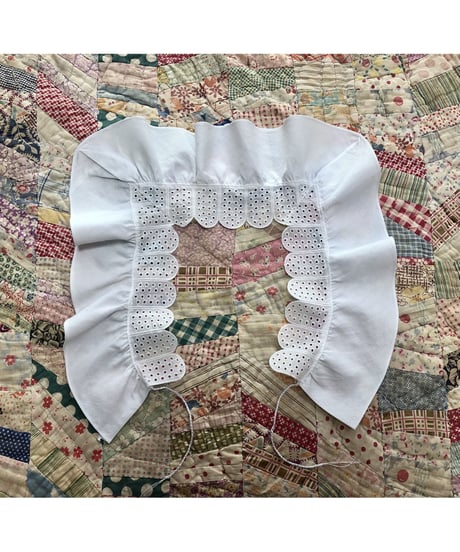 vintage collar ①