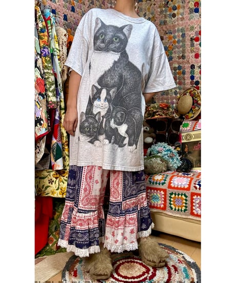 cats tee