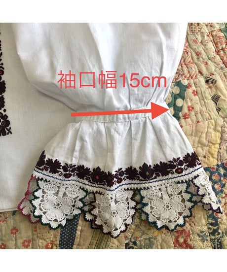 vintage croatian embroidered blouse②