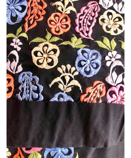 60s embroidered dress