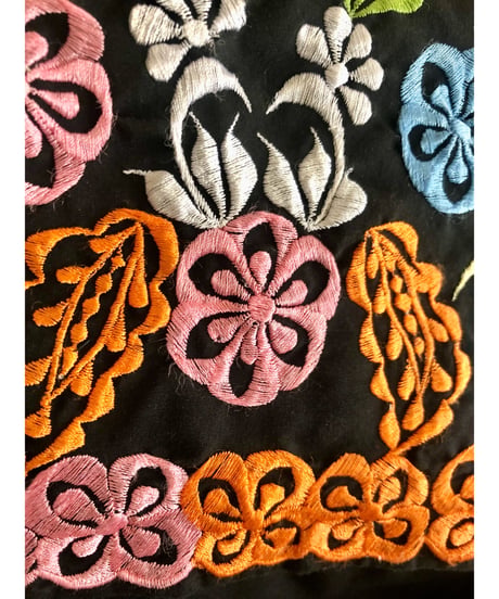 60s embroidered dress