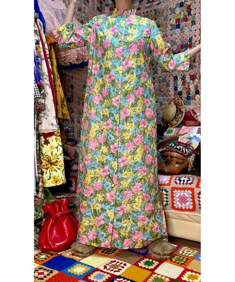60s emboss flower robe