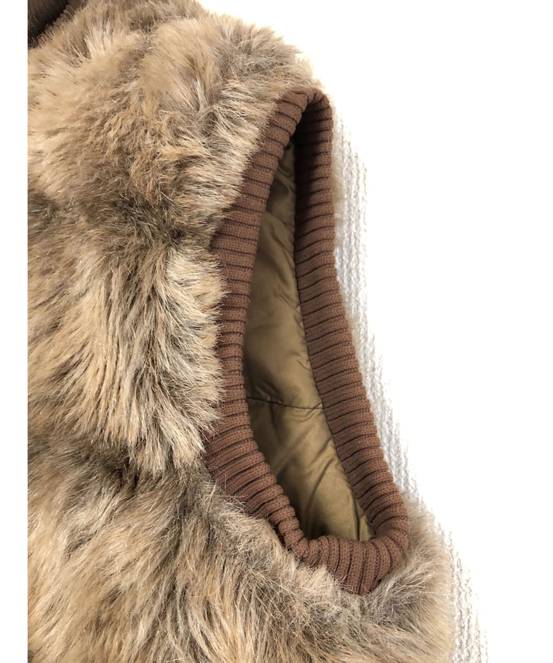 70-80's hansa branta by stearns faux fur down v