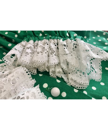 balloon sleeve polka dots blouse