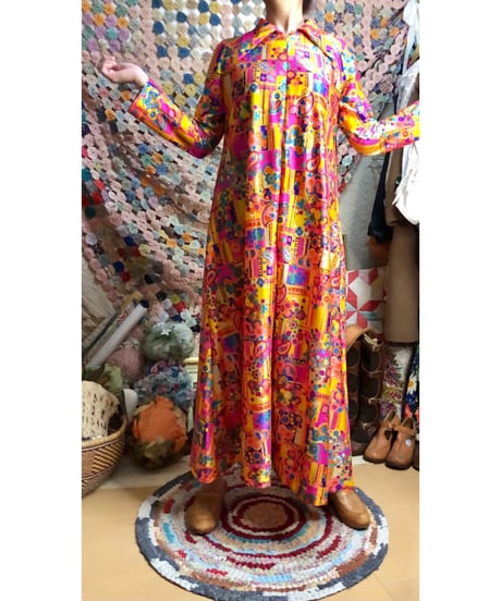 70s  psychedelic flower dress