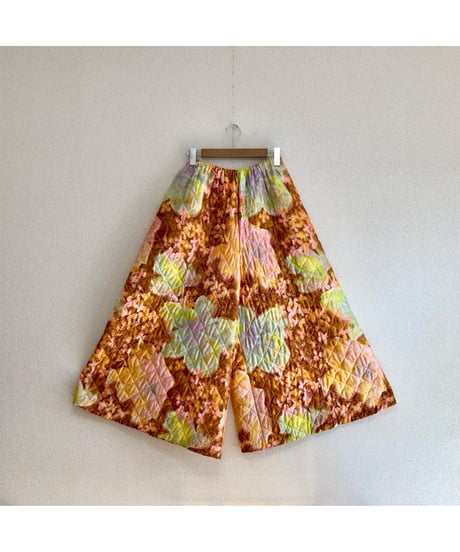 70s quilted super wide pants