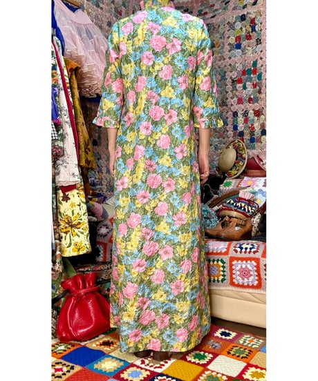 60s emboss flower robe