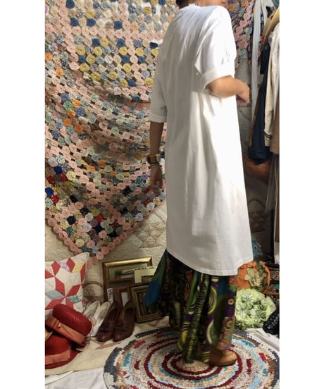 big tee white