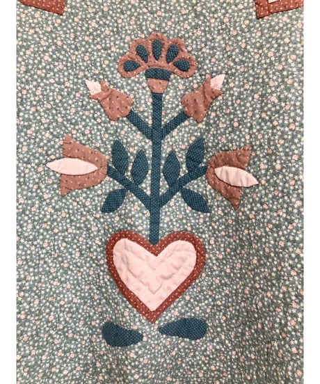 patchwork heart motif quilting jacket