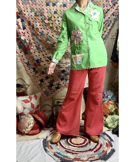 70's flower patch shirt