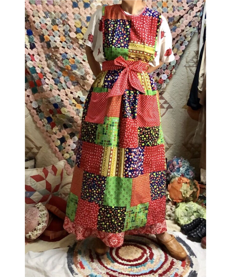 70s vintage エプロンワンピース パッチワーク柄 ヴィンテージ 70s エプロンワンピース ロング レア パッチワーク