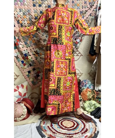 60's psychedelic flower dress
