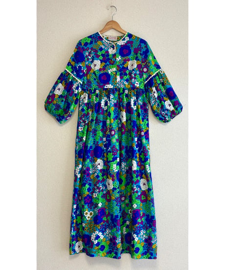 60-70s  balloon sleeve flower hawaiian dress