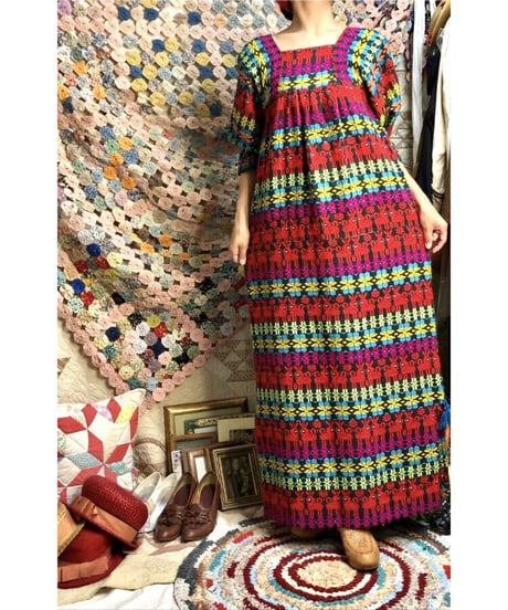 vintage guatemala embroidered one-piece