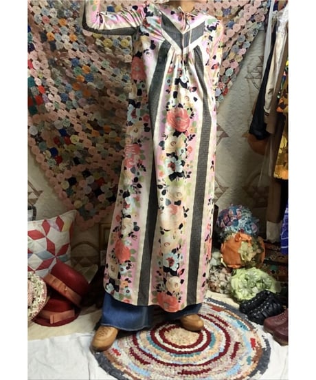 70's flower lace print dress