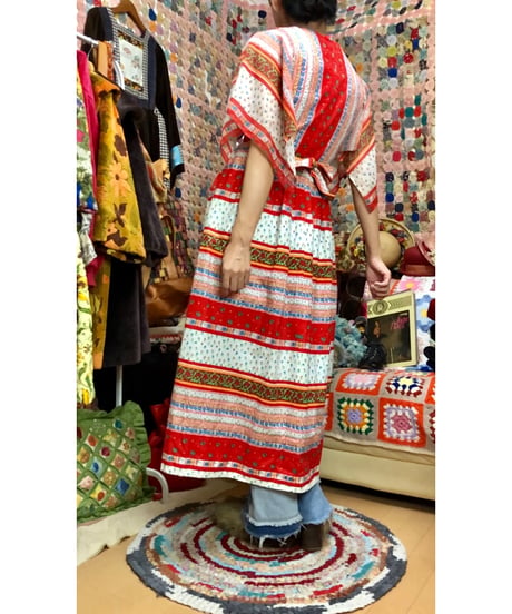 70s flower dress