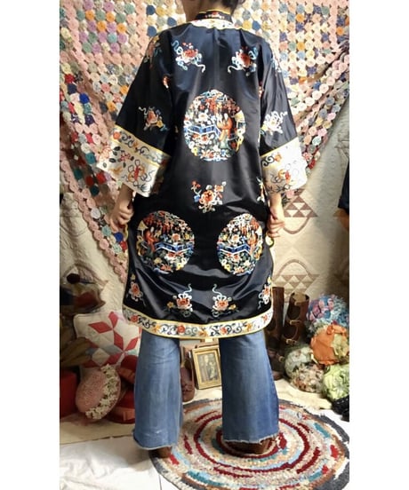 60's chinese embroidered robe