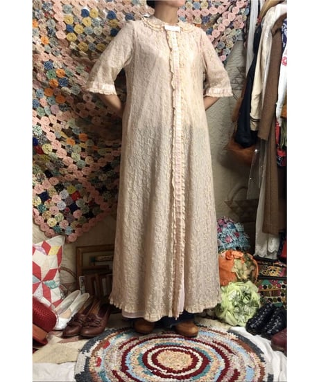 1960's lace robe