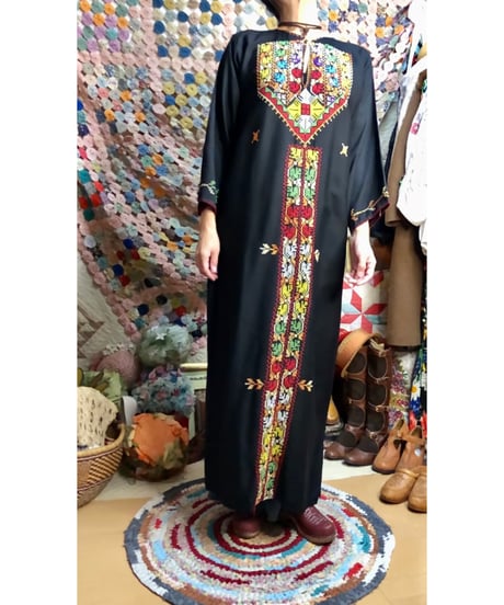 palestinian embroidered dress